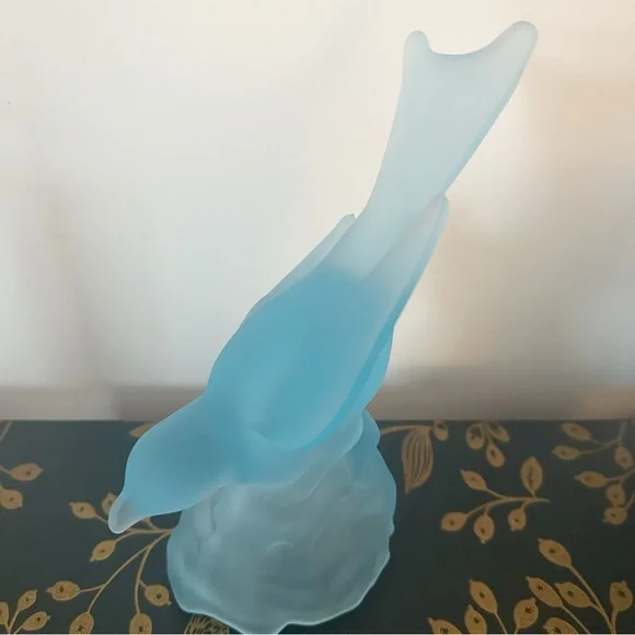 Vintage L.E. Smith Satin Glass Bird - Picture 2 of 6